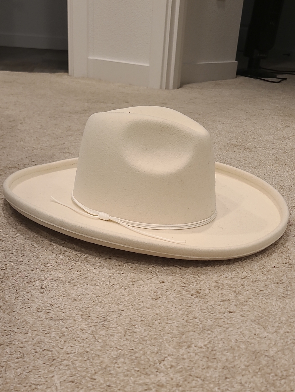Anna & Ava Rolled Brim Hat NWT